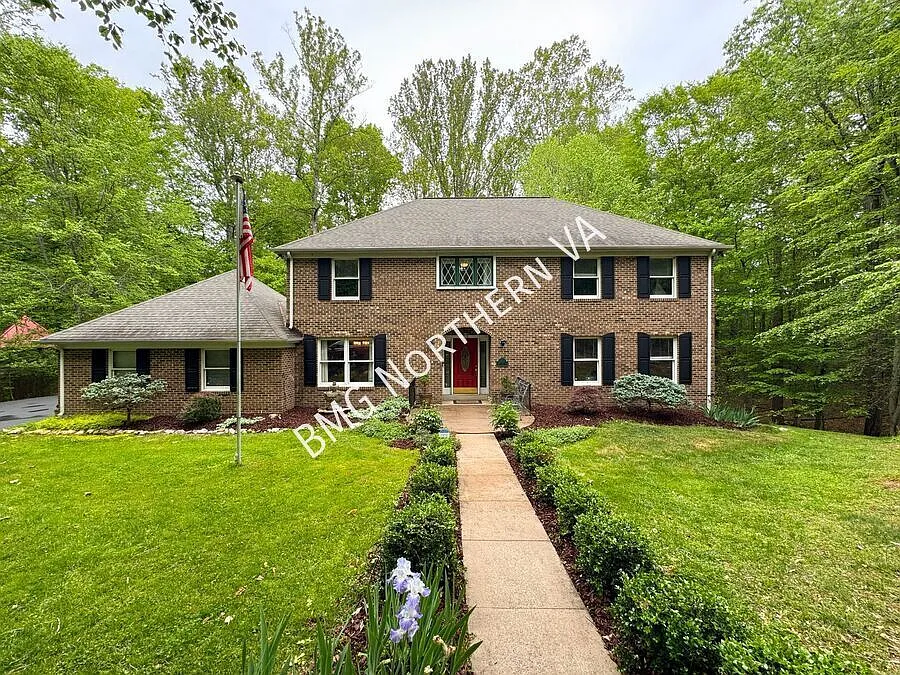 4800 Occoquan Overlook