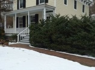 52 Waterside Rd, Northport, NY 11768