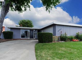 24766 Papaya St, Hayward, CA 94545