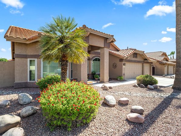 1449 W Sherri Dr