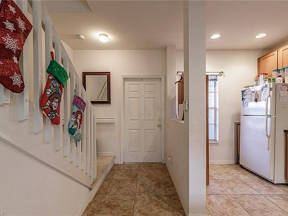 5th image of 8223 Pacific Beach Dr