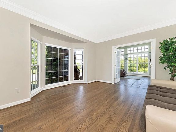 5th image of 17010 Bivens Ln