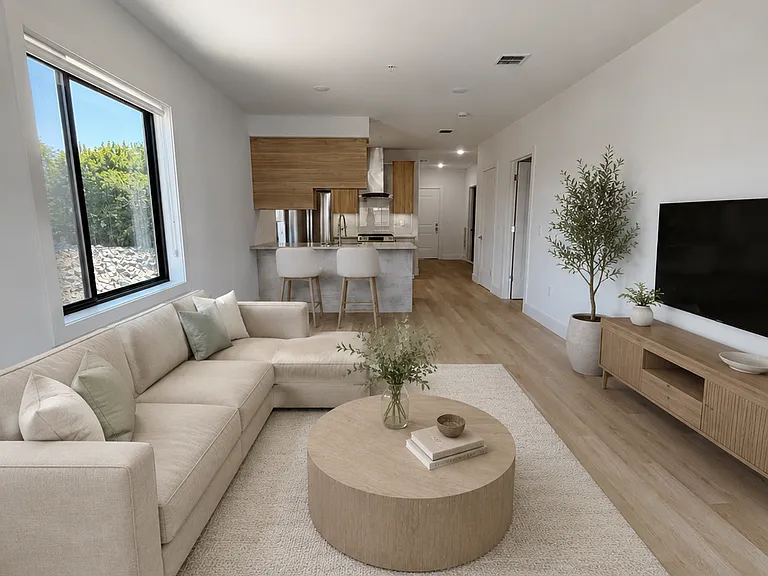 8800 Kennedy Blvd — Photo 1