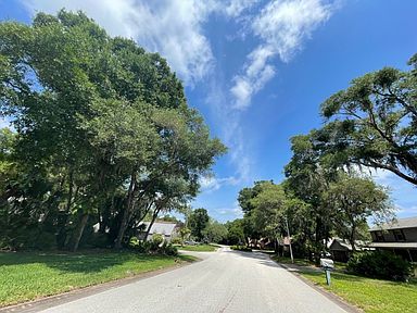 2 Rio Pinar Trl, Ormond Beach, FL 32174 | Zillow