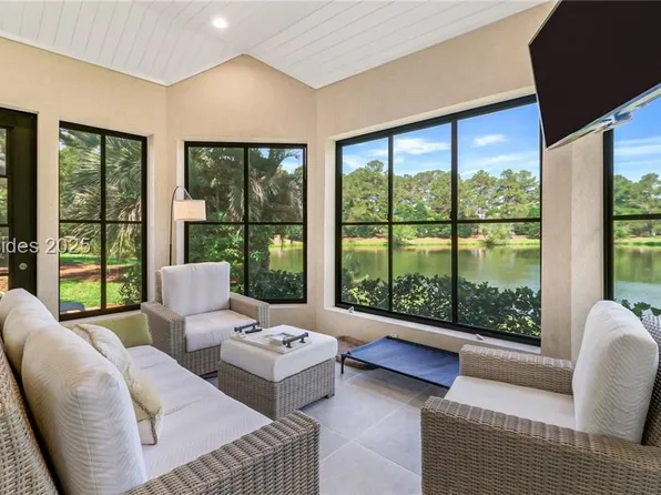 7 Kershaw Dr, Bluffton, SC 29910