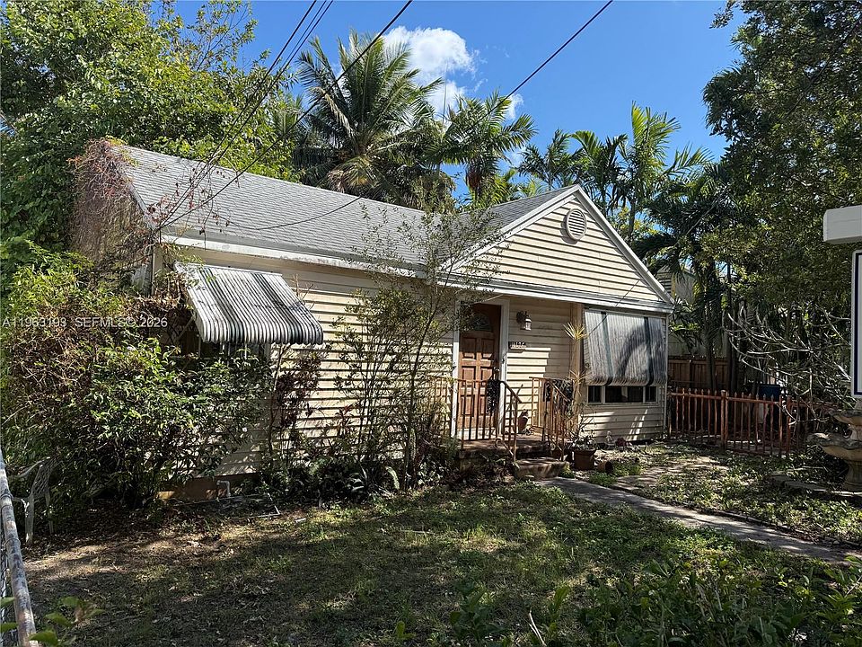 1st image of 4125 SW 62nd Ave