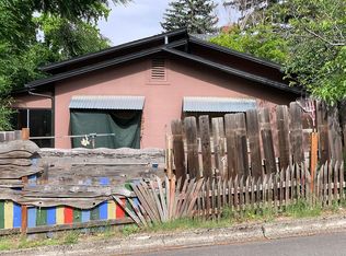 705 Pennsylvania Ave, Ashland, OR