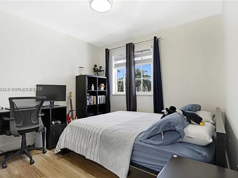 5701 NW 114th Ct #Townhouse 106 — Photo 14