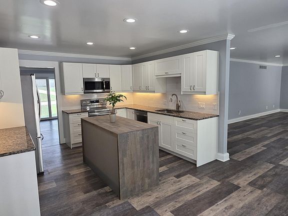 4th image of 5310 Hauser Way