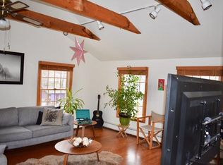 31 2nd St #2, Norwalk, CT 06855