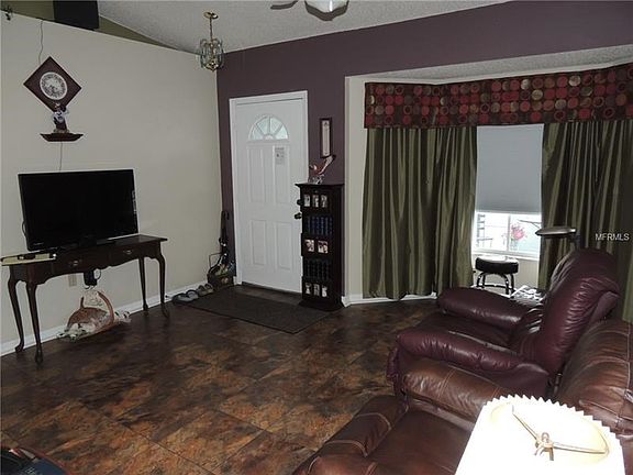 4th image of 38458 Cottonwood Pl