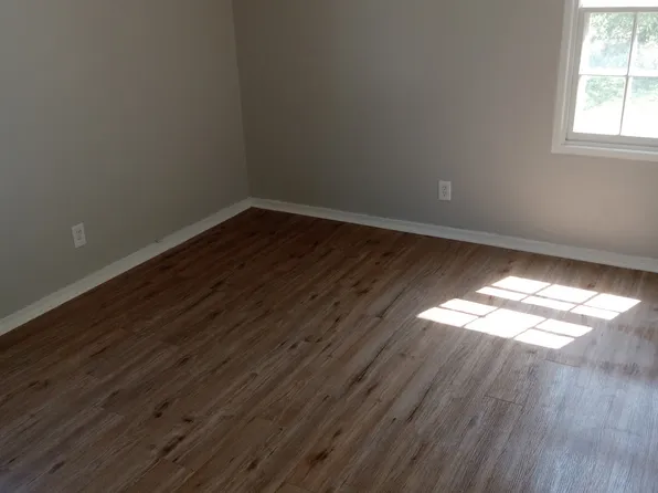 803 Parkview St, Harrisburg, AR 72401