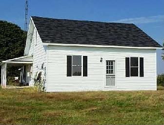 2nd image of 2151 Mount Carmel Rd
