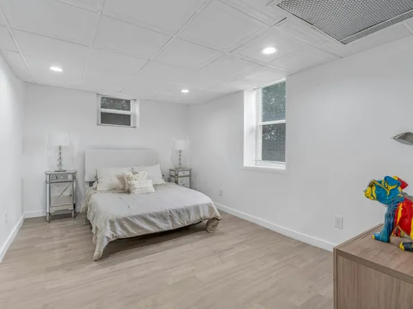 133 73rd Street image 4 of 18