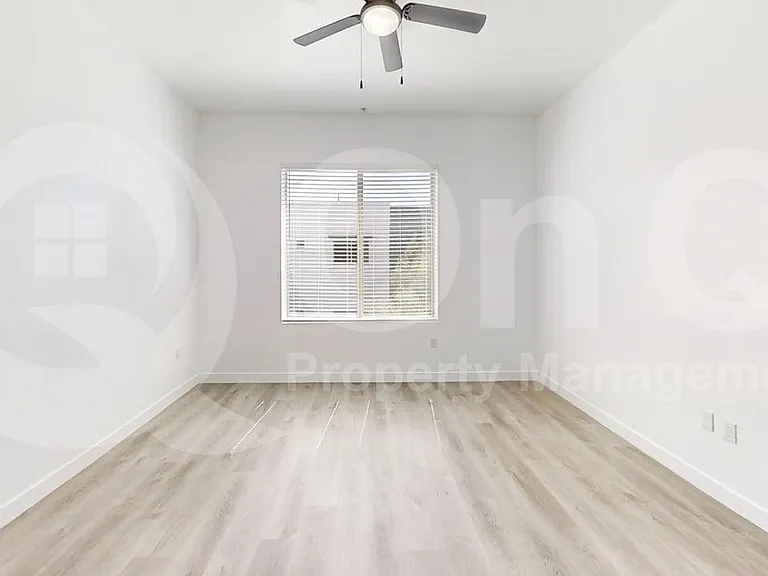 9160 N 67th Ave #226 — Photo 10