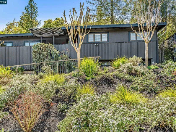 41 Sleepy Hollow Ln, Orinda, CA 94563