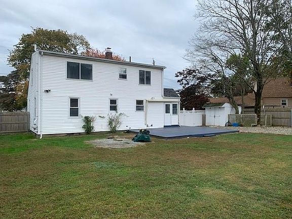 3rd image of 27 Midland Dr
