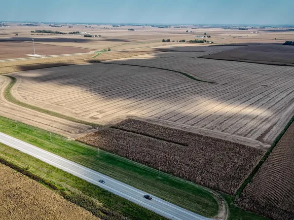 S Hudson Rd, Hudson, IA 50643