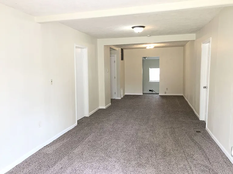 528 N Grandview St — Photo 14
