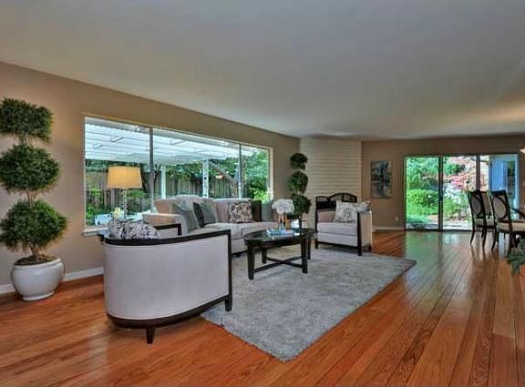 4th image of 410 Hacienda Ct