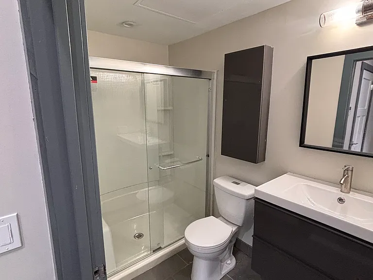 29 E Utica St #2C — Photo 21