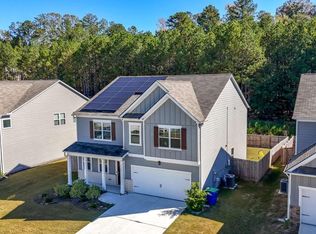 7565 Jennadee Dr, Fairburn, GA 30213