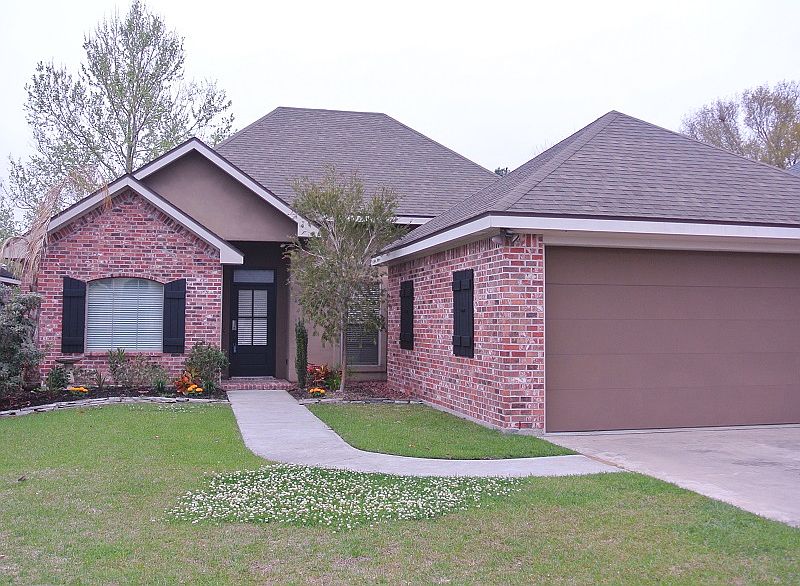 1st image of 123 Gateway Dr