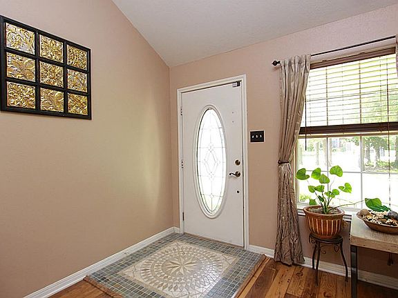 4th image of 7002 Revelwood Dr