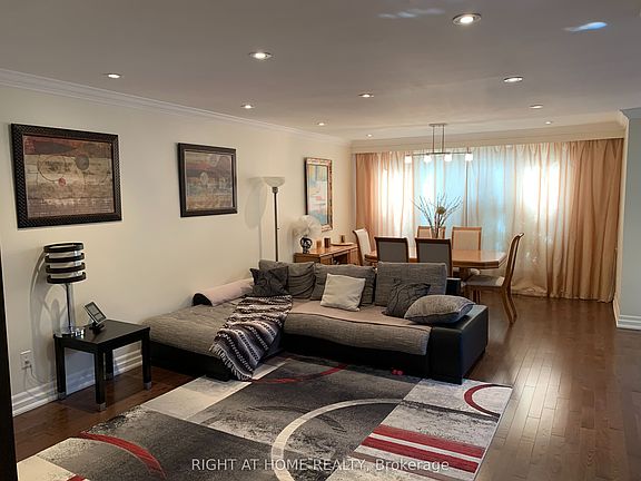 3rd image of 66 Dewlane Dr