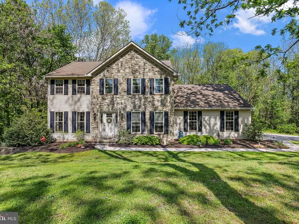 185 White Doe Dr, Lincoln University, PA 19352