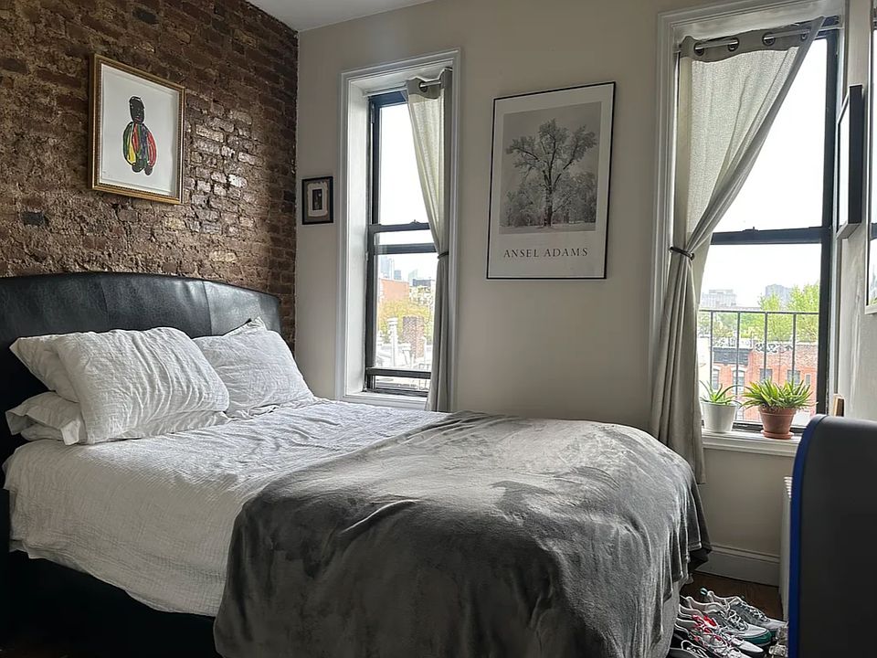 1st image of 215 E 4th St APT 4B