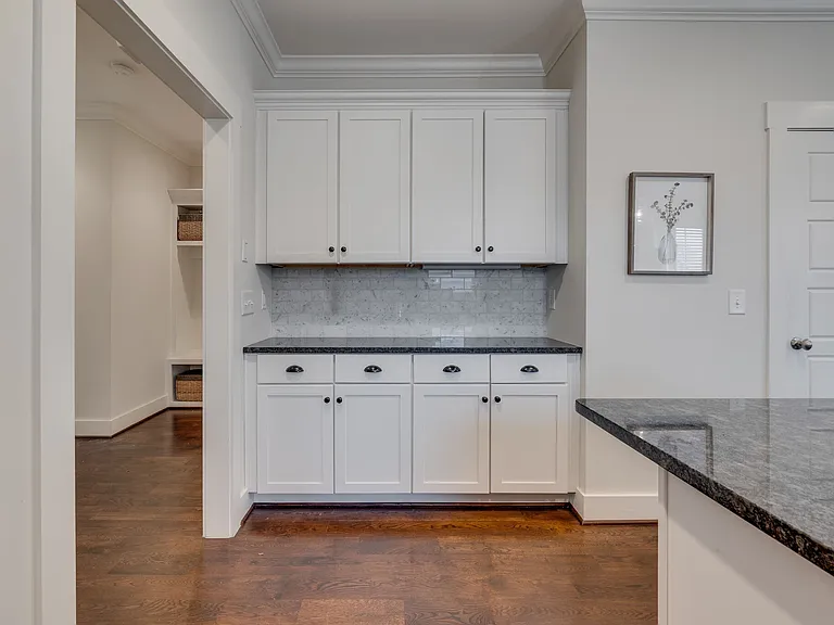 4704B Michigan Ave — Photo 50