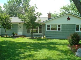 29372 Fort Rd, Rockwood, MI 48173