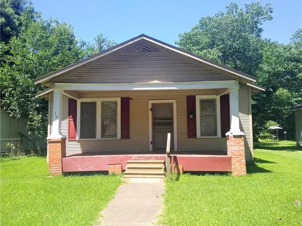 10 Ball Powell St, Alexandria, LA 71301