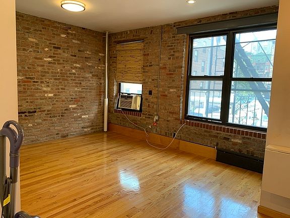 3rd image of 90 Madison St #5