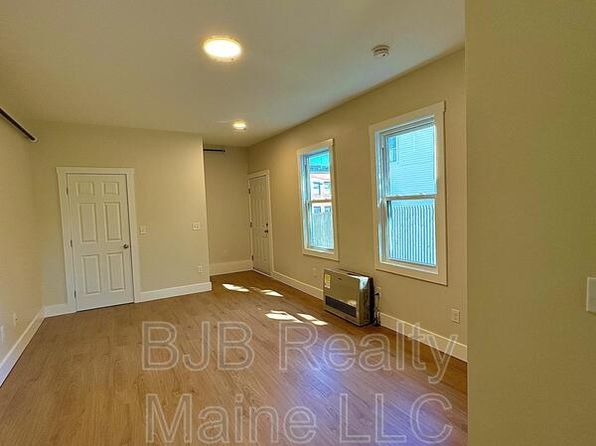 26 Revere St APT 3