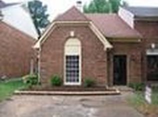 6294 Kirby Downs Dr, Memphis, TN 38115
