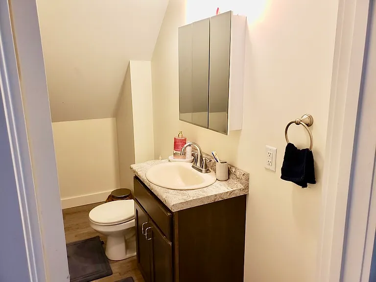 10 Depot St #C — Photo 7