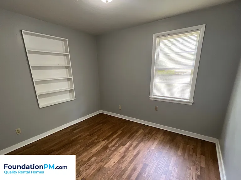 1700 Dabbs Ave — Photo 12