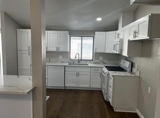 257 Las Brisas Cir, Pomona, CA 91768