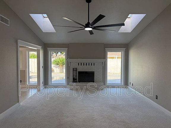 5th image of 1351 Aksland Dr