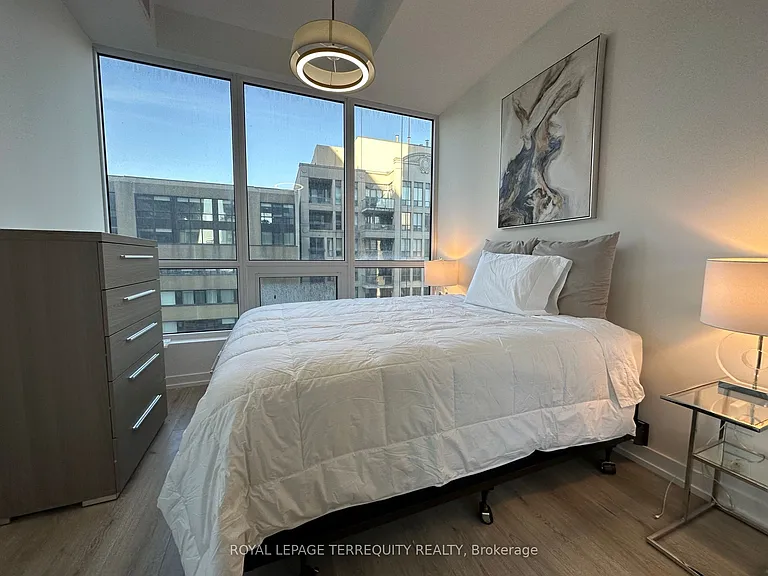 395 Bloor St E #1104 — Photo 8