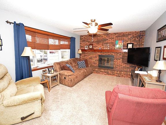 5th image of 375 Onalee Dr