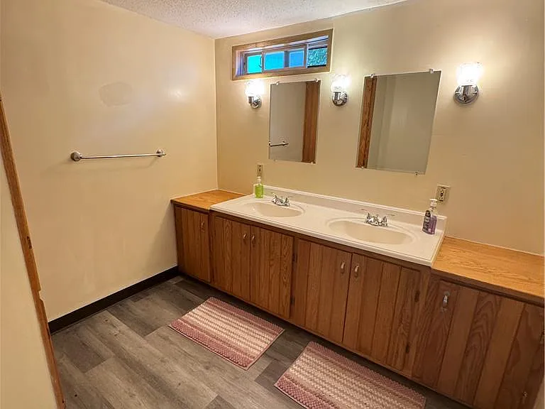106 Butternut St — Photo 15