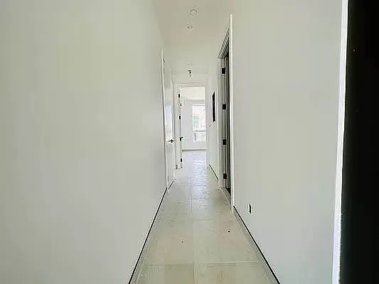 Rented by GROOME REALTY LLC | media 29