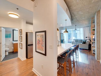 301 Demonbreun St UNIT 813, Nashville, TN, 37201