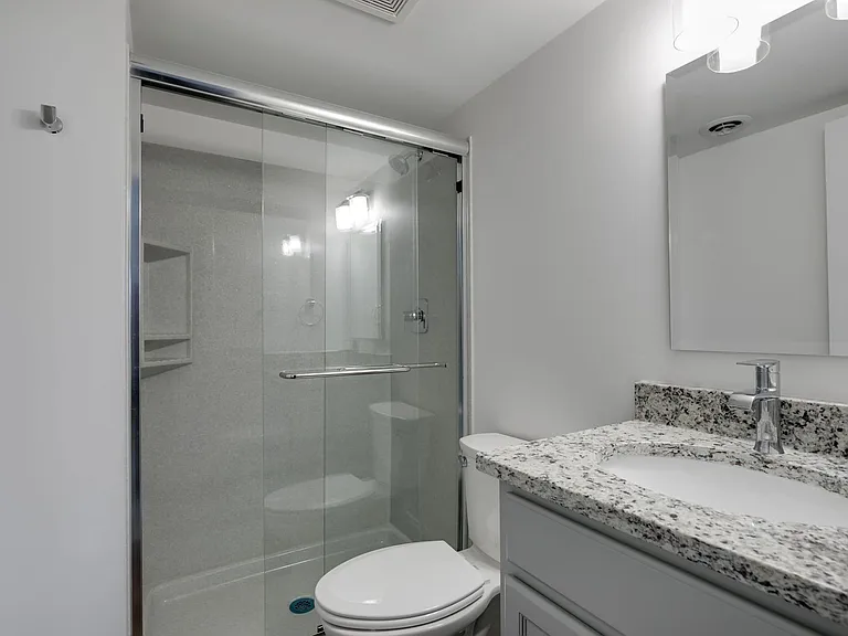 631 Broadmoor Dr — Photo 3