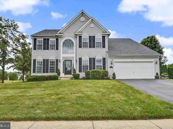 301 Helen Dr, Townsend, DE 19734
