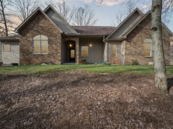 104 Virginia Dr, Kittanning, PA 16201