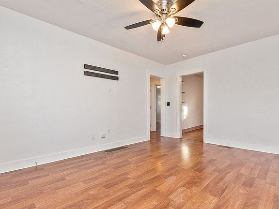 4th image of 5009 S Sheridan Ave